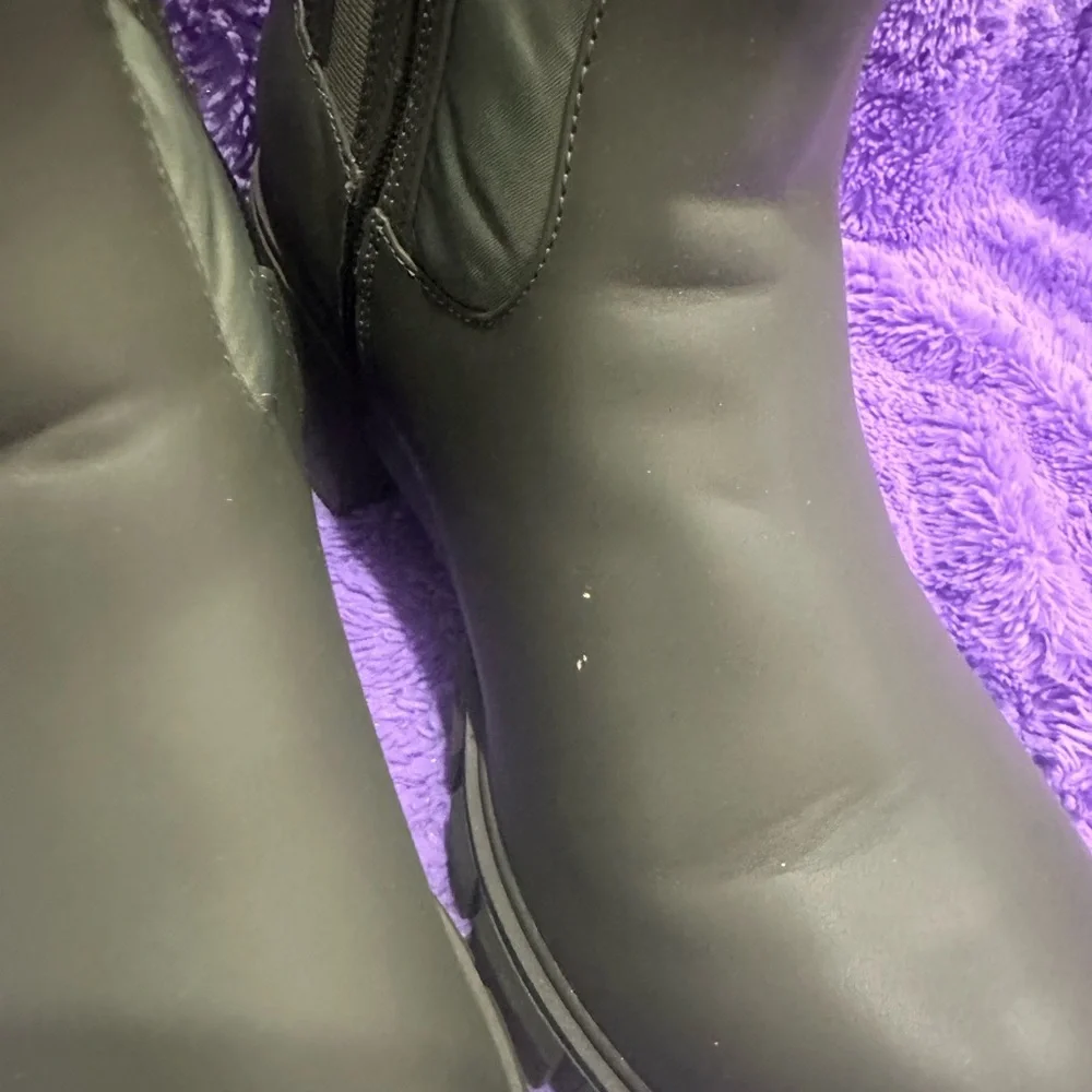 Torrid Olive Quilted Winter Booties - Picture 5 of 10
